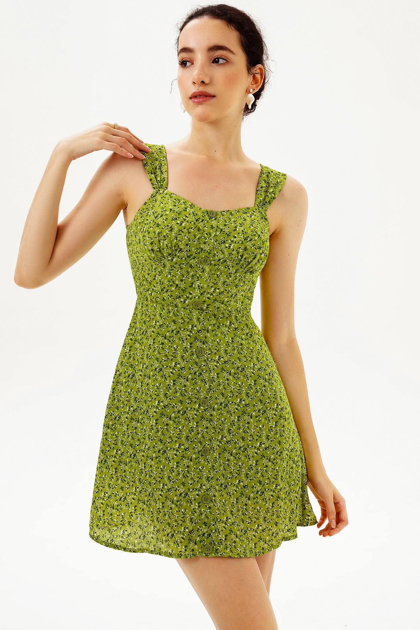 Sophisticated Dress with a Clean Classic Look