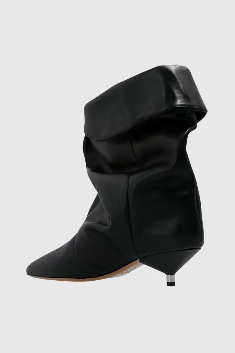 Classic Vintage Boots with a Flattering Fit