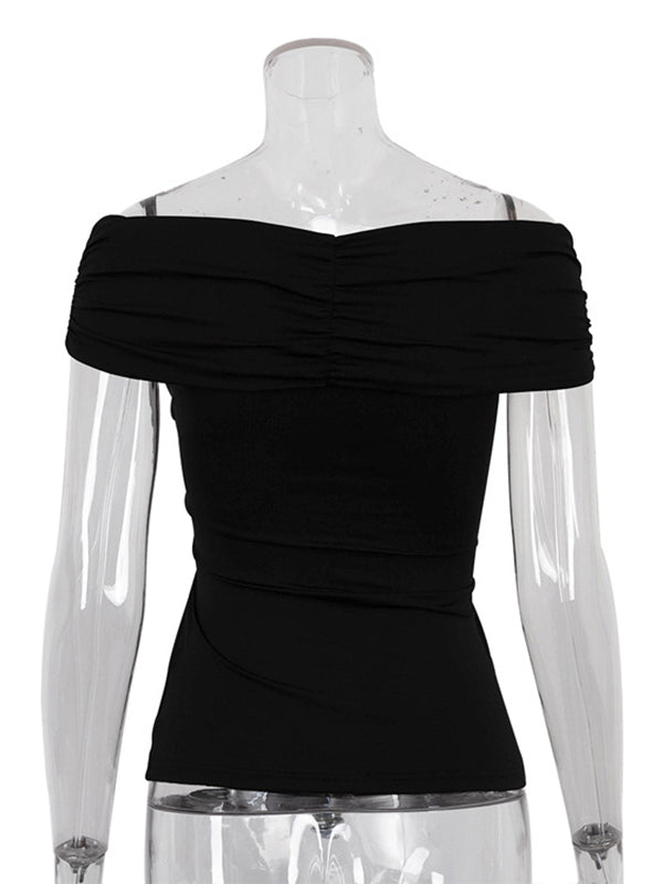 Well Tailored T-Shirt with a Graceful Silhouette