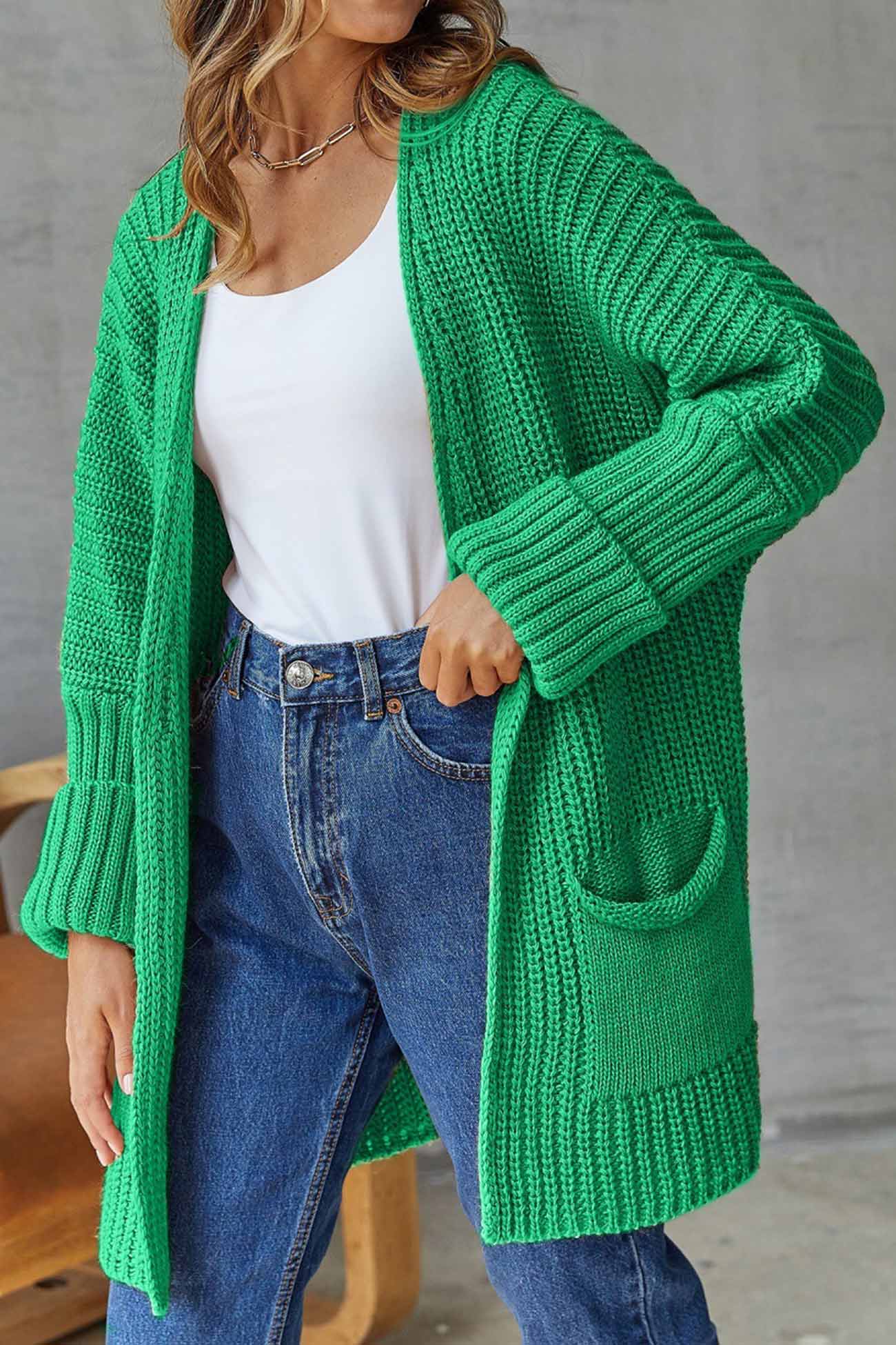 Effortlessly Elegant Cardigan with a Timeless Design