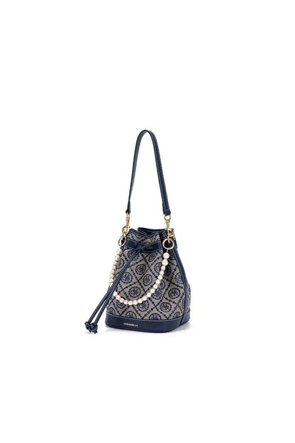 Beautifully Finished Bag in a Timeless Design