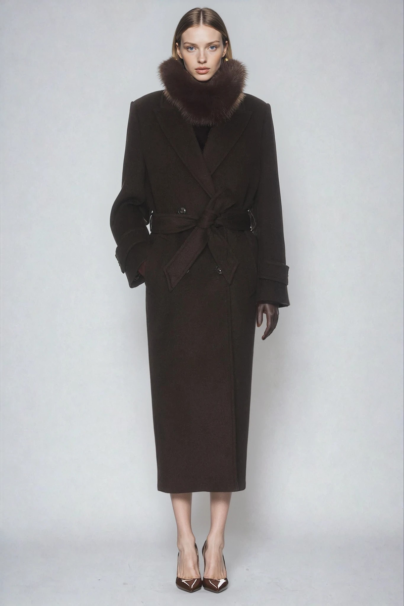 Sophisticated Coat with a Clean Classic Look