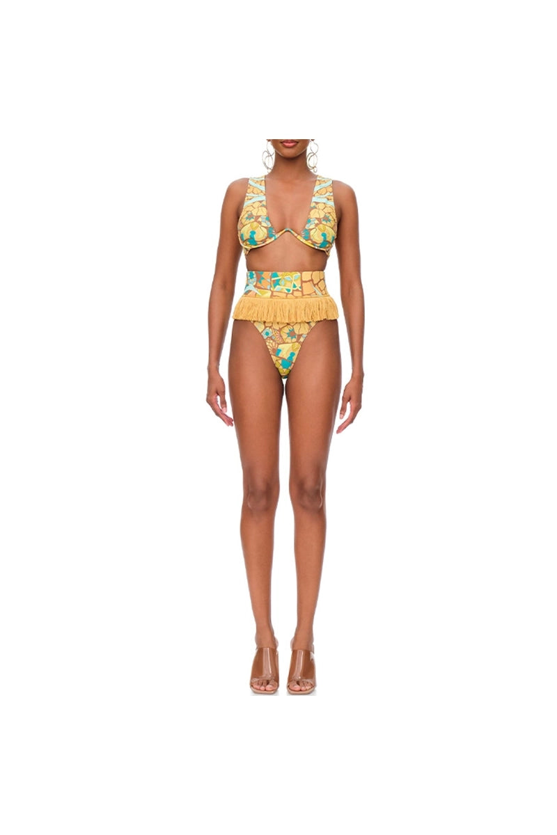 Sophisticated Bikini with a Clean Classic Look