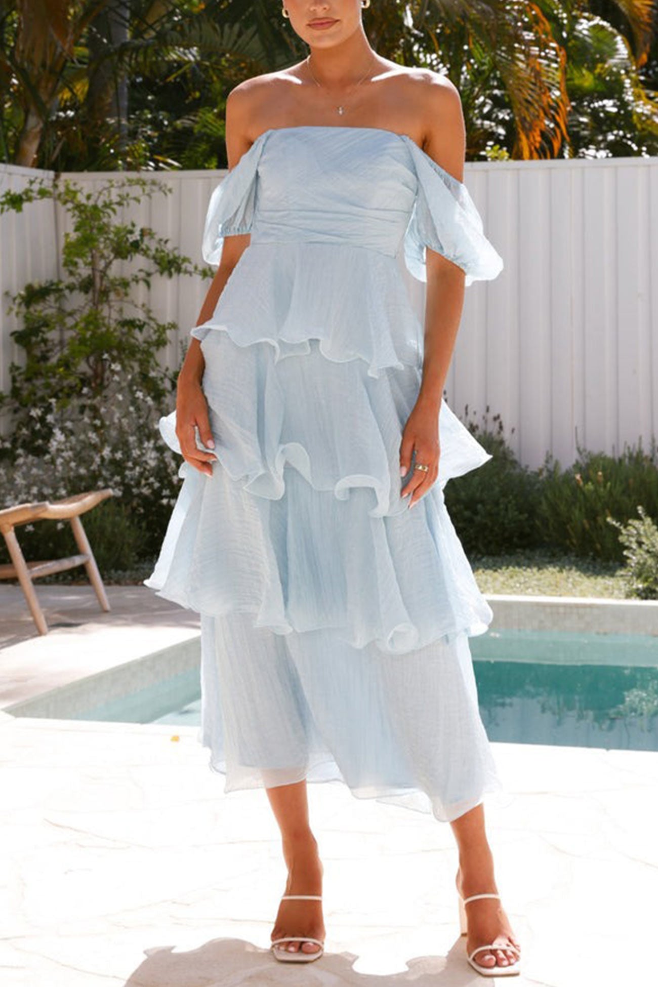 Beautifully Finished Dress in a Timeless Design