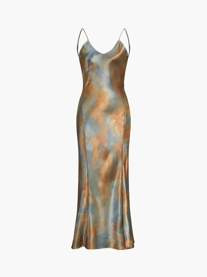 Beautifully Finished Garment in a Timeless Design
