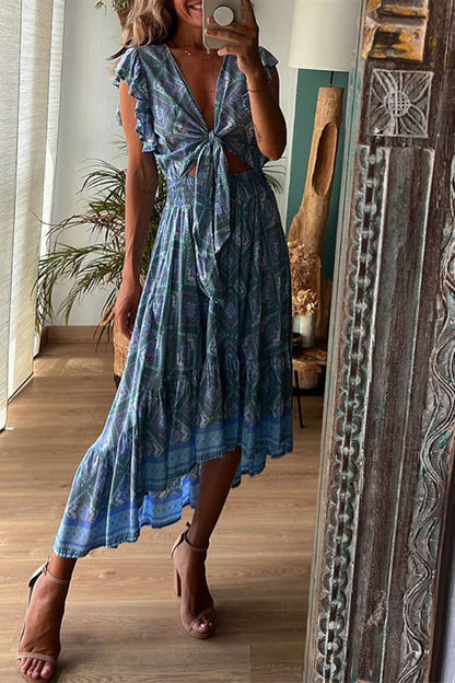 Sophisticated Dress with a Clean Classic Look