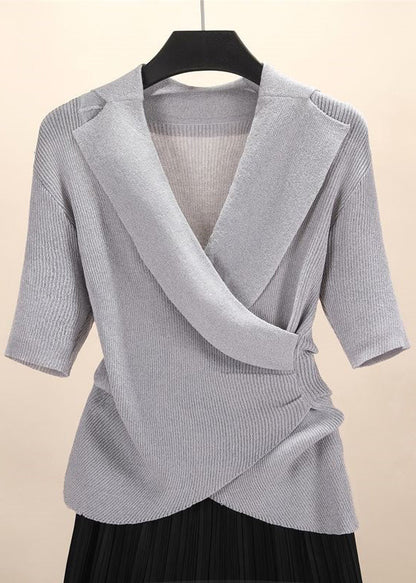 Effortlessly Elegant Top with a Timeless Design