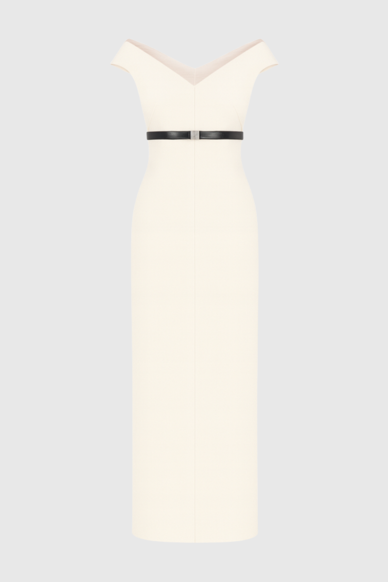 Well Tailored Dress with a Graceful Silhouette