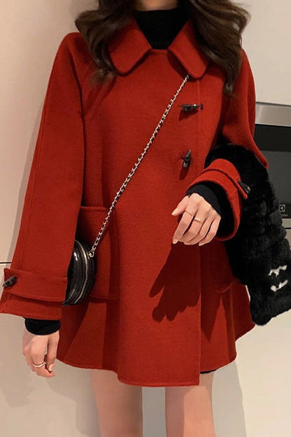 Elegantly Styled Coat for Everyday Wear