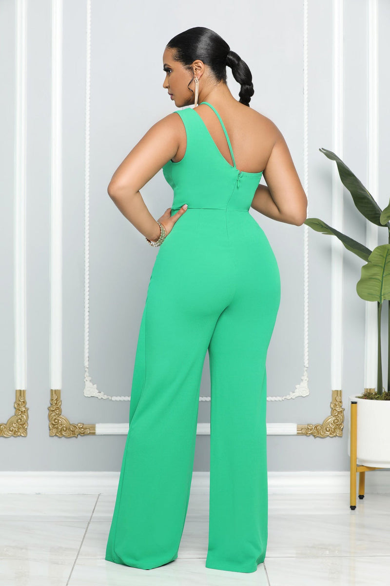 Beautifully Finished Garment in a Timeless Design