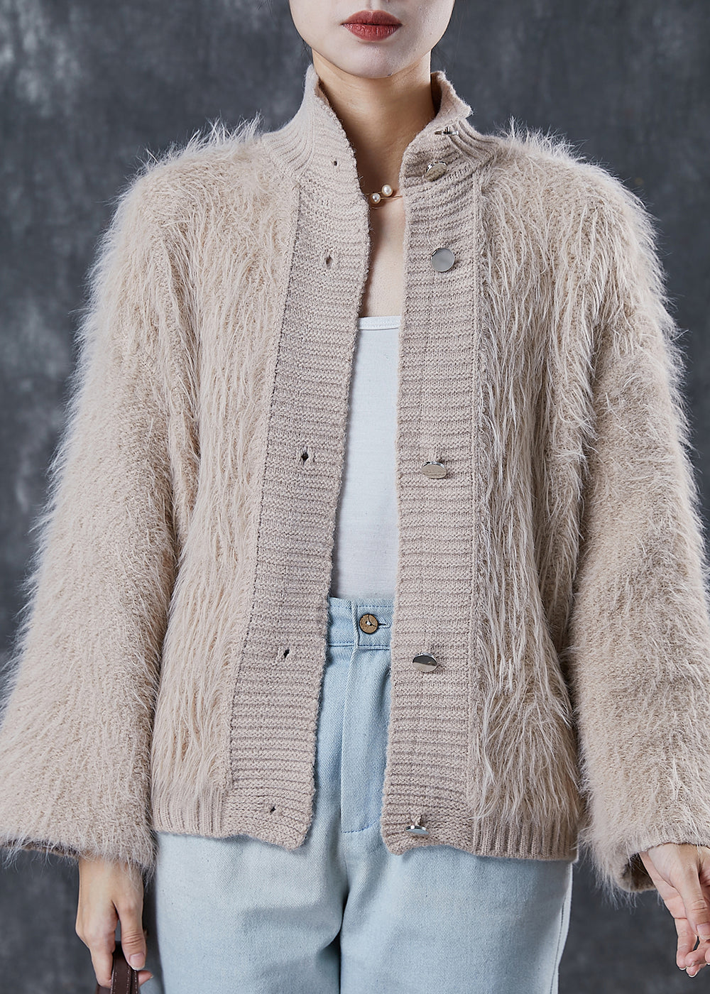 Gracefully Styled Cardigan for Any Occasion