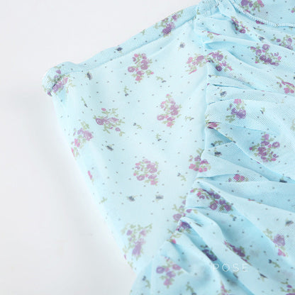 Effortlessly Elegant Garment with a Timeless Design