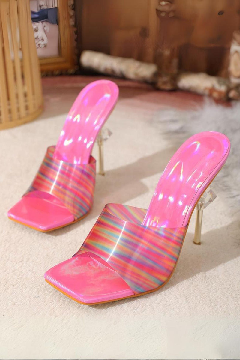 Well Tailored Sandals with a Graceful Silhouette