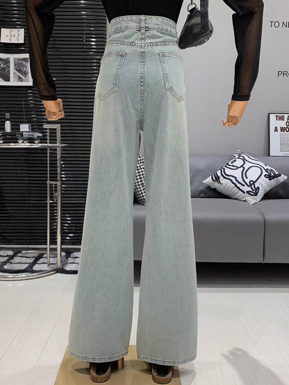 Classic Vintage Pants with a Flattering Fit