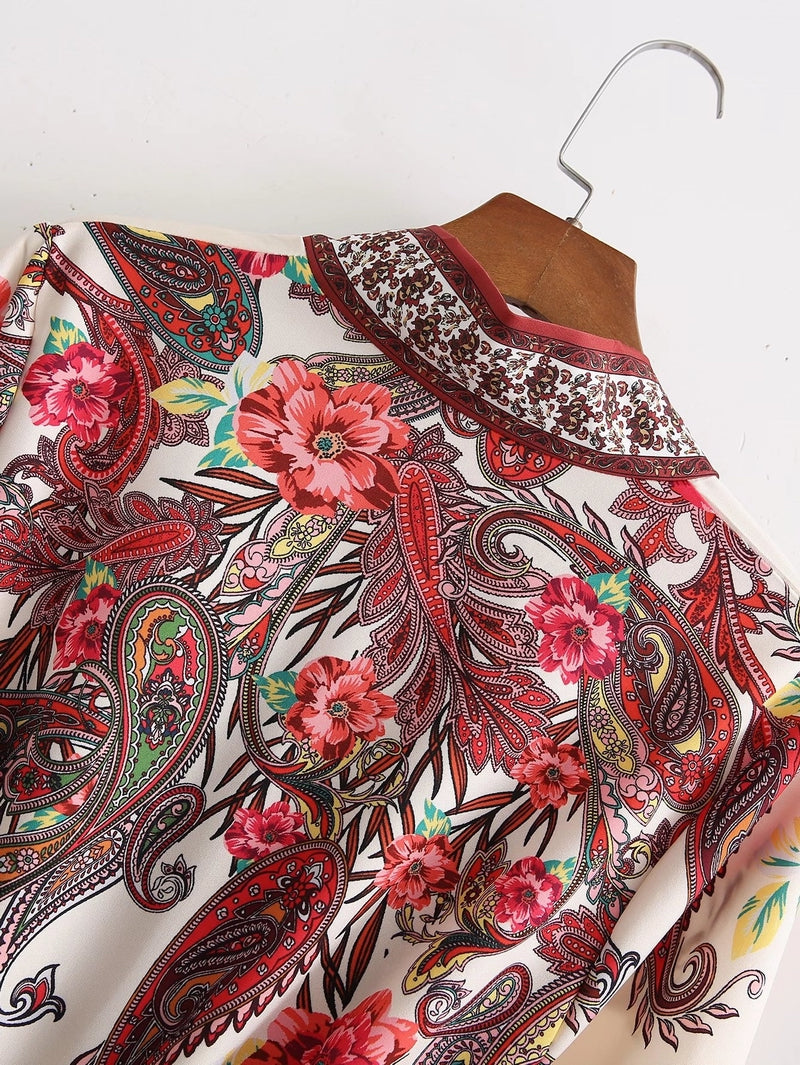 Classic Vintage & Enduringly Stylish Dress