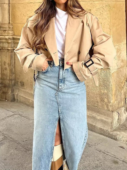 Elegantly Styled Jacket for Everyday Wear