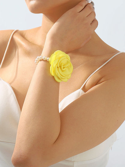 Beautifully Finished Garment in a Timeless Design