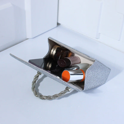 Beautifully Finished Bag in a Timeless Design