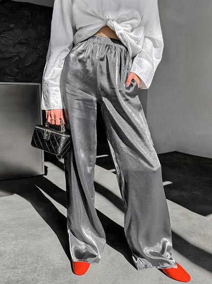 A Vintage Style Pants with Delicate Timeless Details
