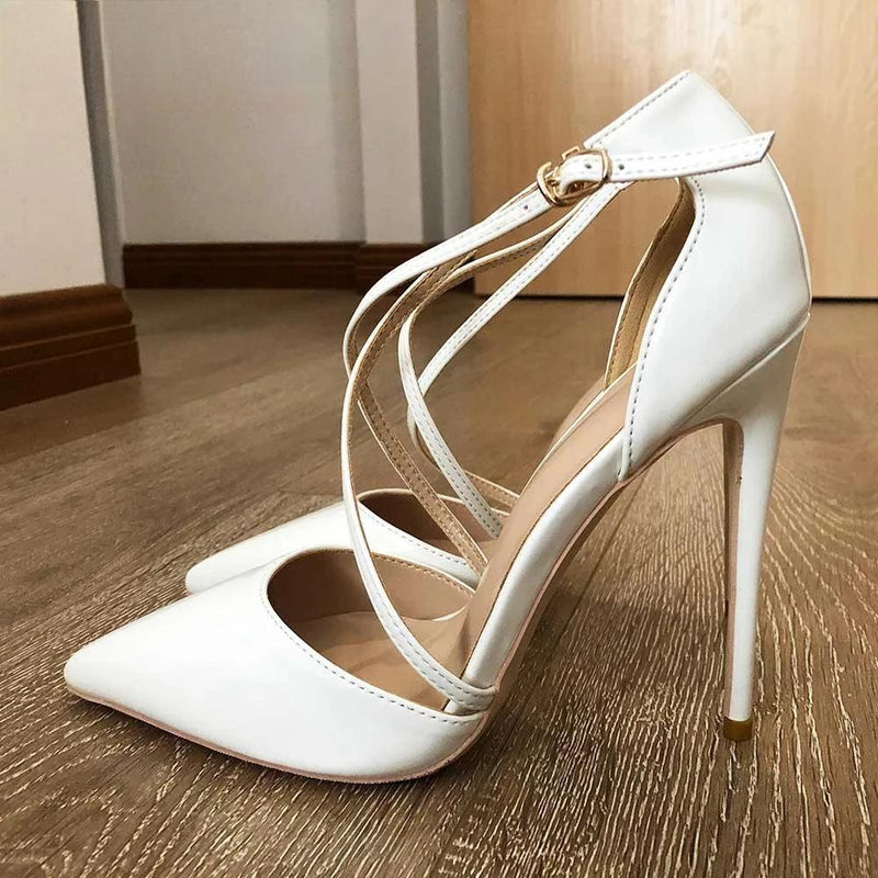 Sophisticated Garment with a Clean Classic Look