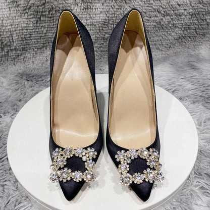 Polished Garment with an Effortless Classic Look