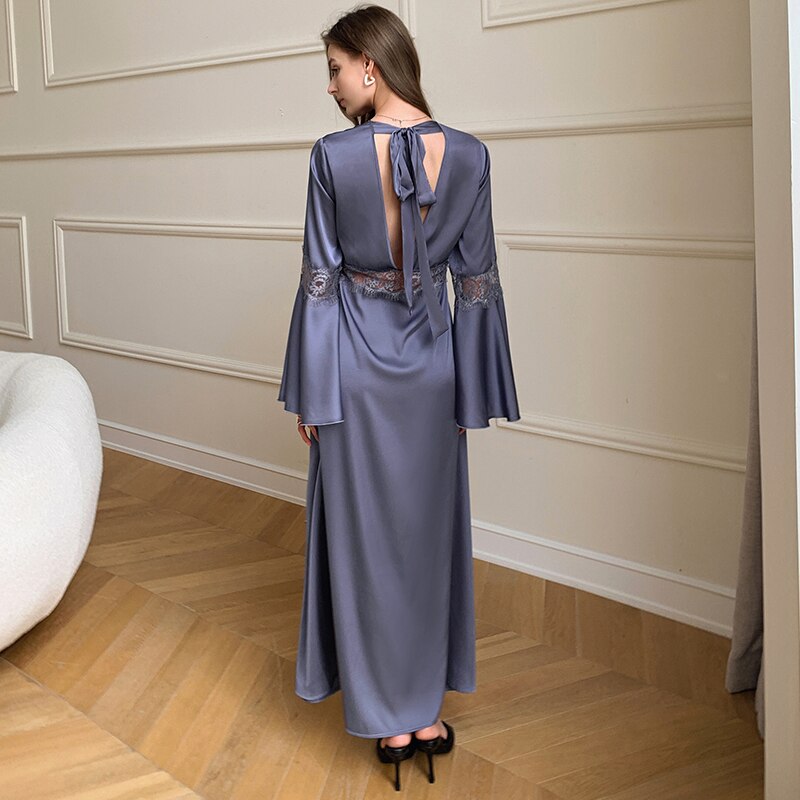 Classic Vintage & Enduringly Stylish Top