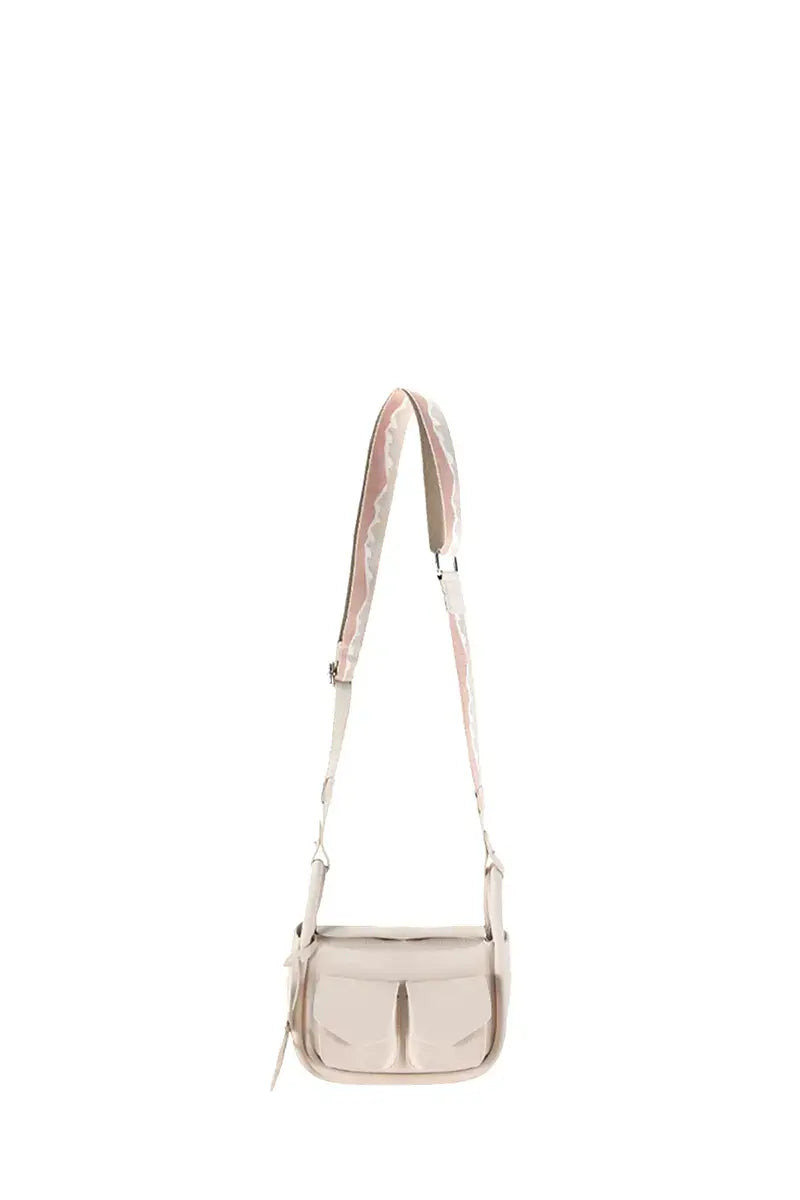 Gracefully Styled Bag for Any Occasion