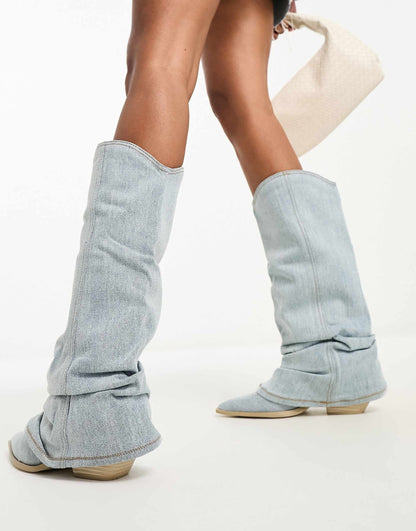Polished Boots with an Effortless Classic Look