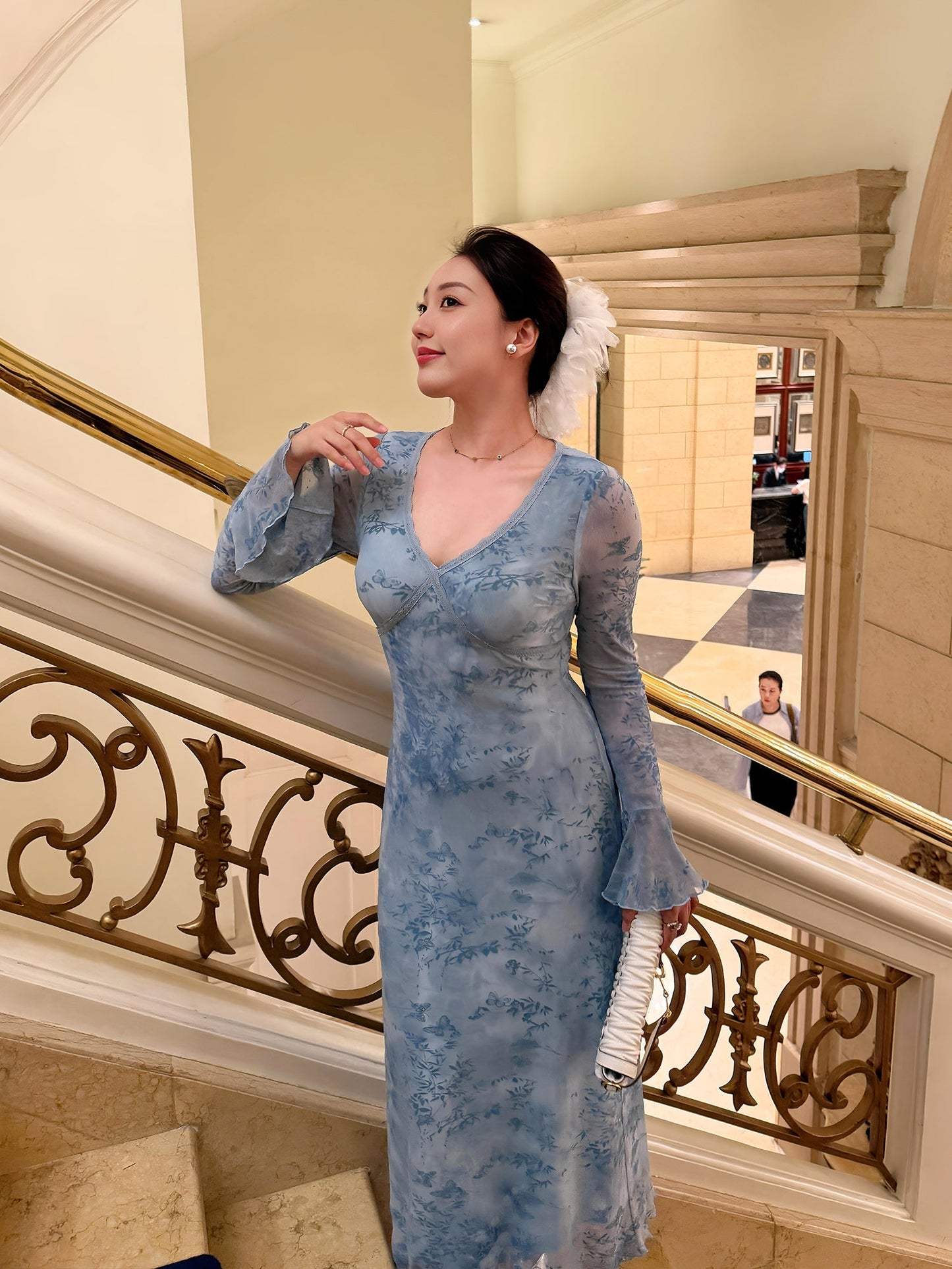 Classic Vintage Dress with a Flattering Fit