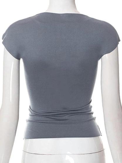Effortlessly Elegant T-Shirt with a Timeless Design