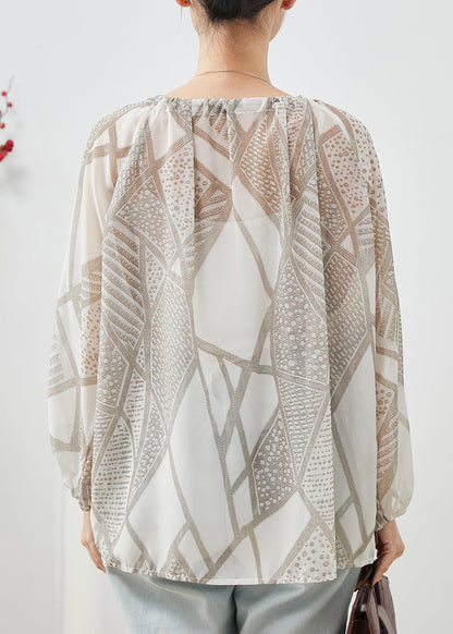 Well Tailored Shirt with a Graceful Silhouette