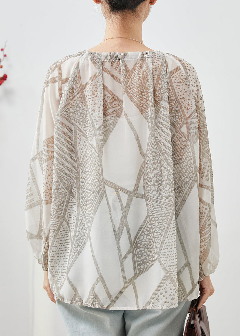 Well Tailored Shirt with a Graceful Silhouette