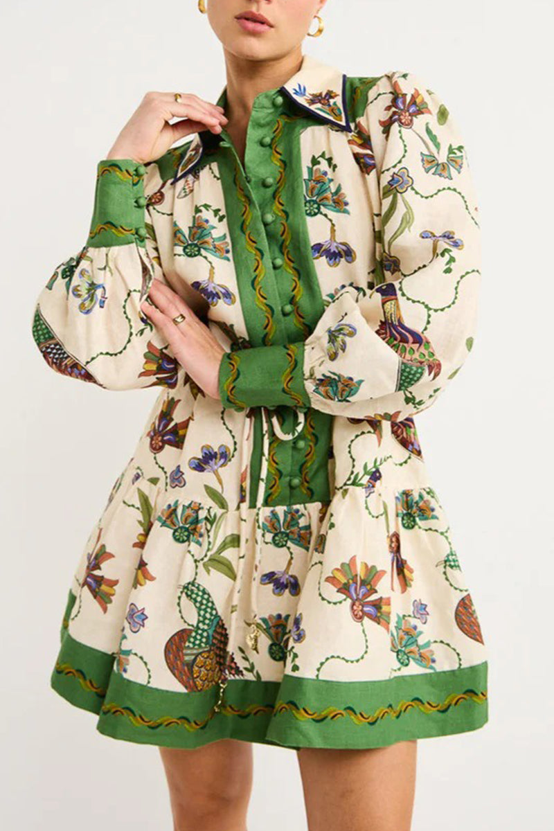 Classic Vintage Dress with a Flattering Fit