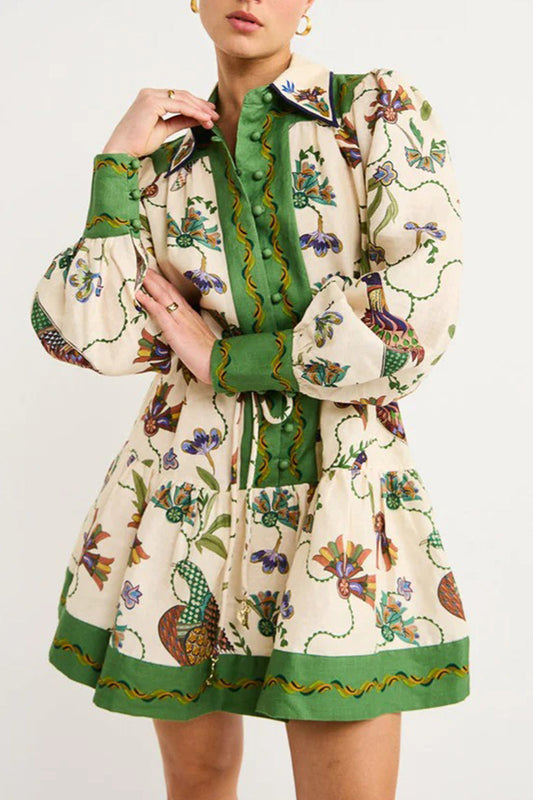 Classic Vintage Dress with a Flattering Fit