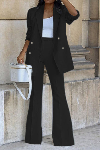 Sophisticated Garment with a Clean Classic Look