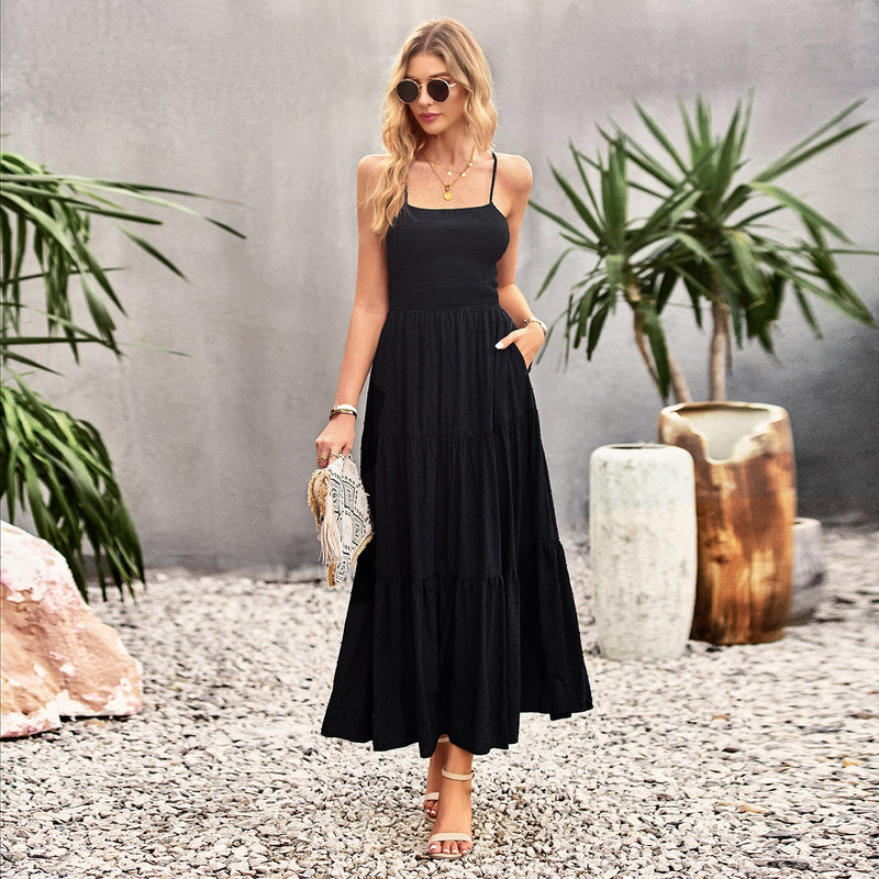 Beautifully Finished Dress in a Timeless Design