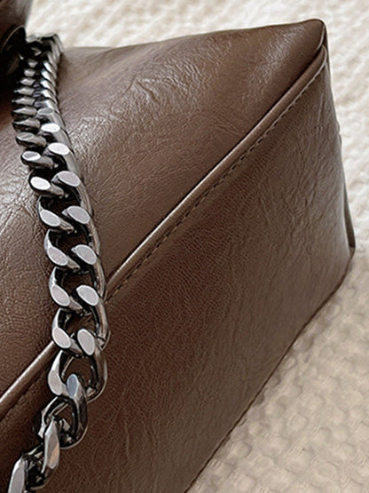 Beautifully Finished Bag in a Timeless Design