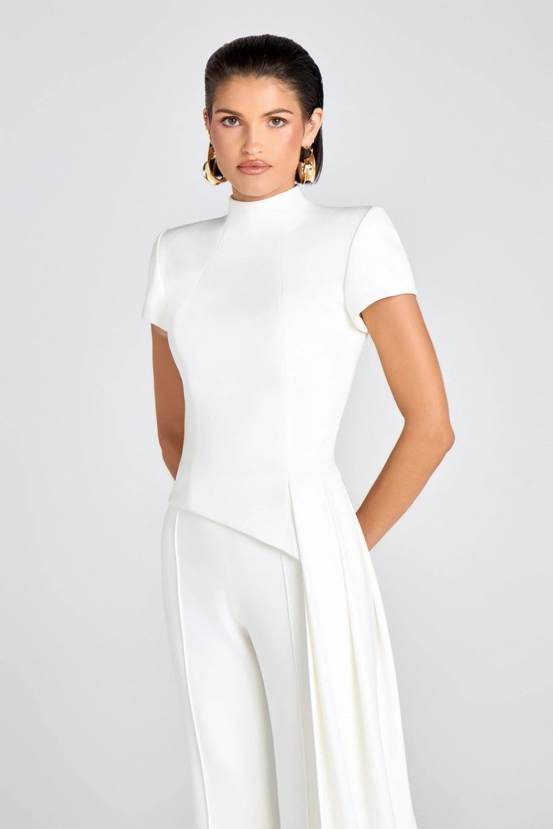 Gracefully Styled Pants for Any Occasion