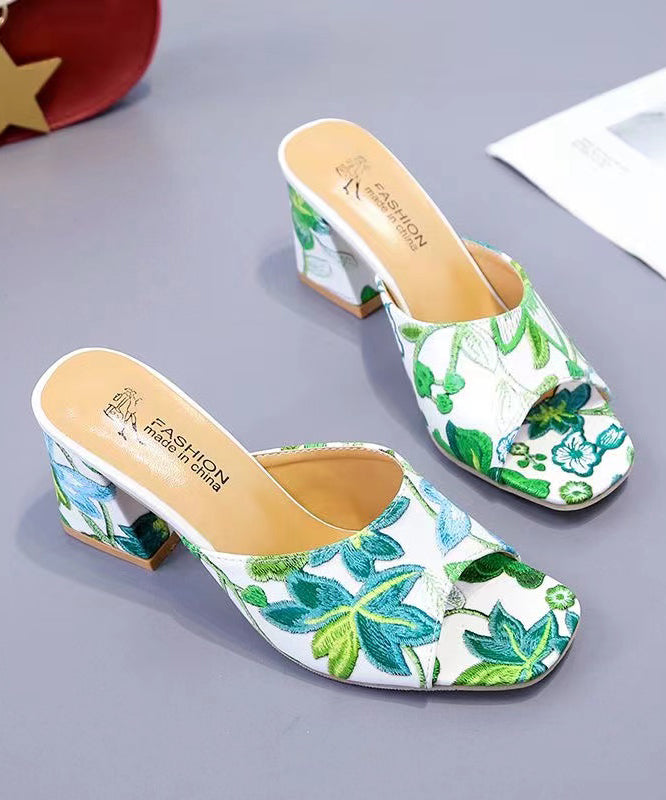 Elegantly Styled Sandals for Everyday Wear