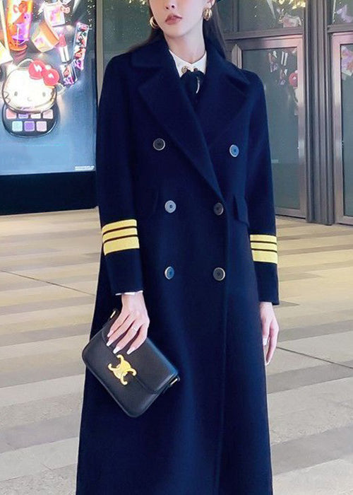 Beautifully Finished Coat in a Timeless Design