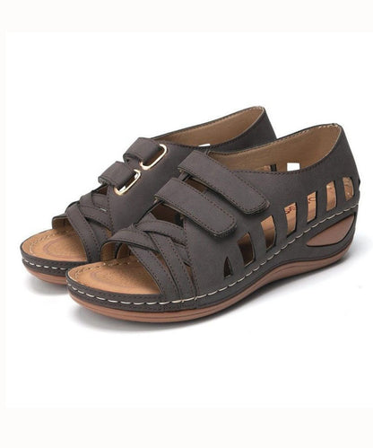 Elegantly Styled Sandals for Everyday Wear