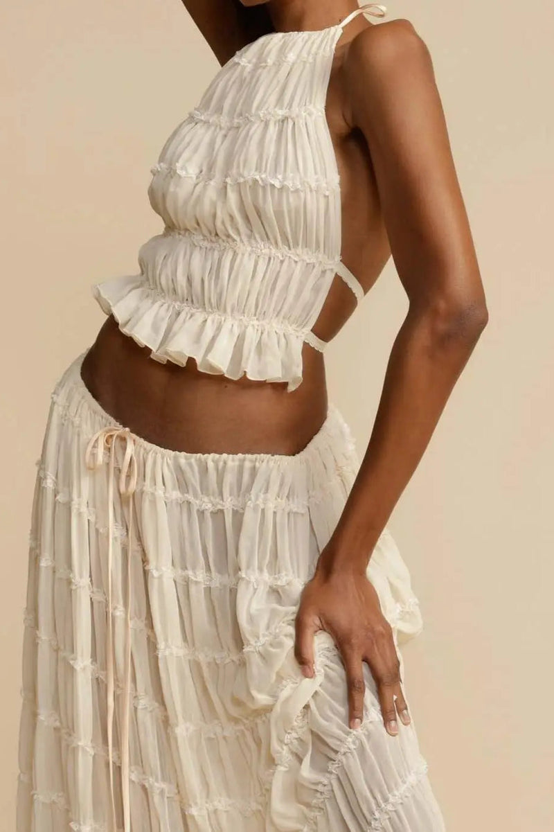 Gracefully Styled Dress for Any Occasion