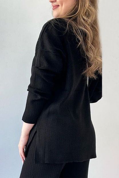 Well Tailored Garment with a Graceful Silhouette