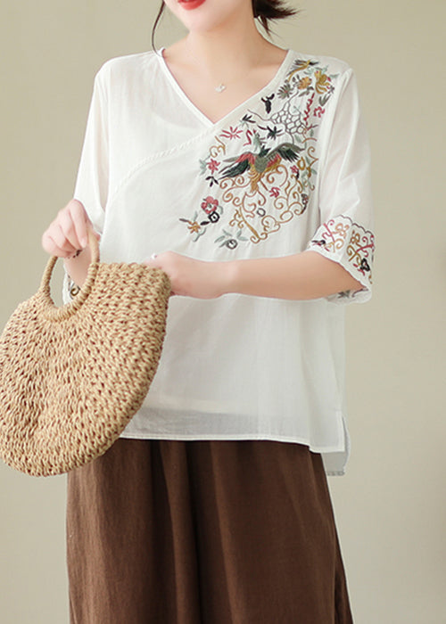Classic Vintage Shirt with a Flattering Fit