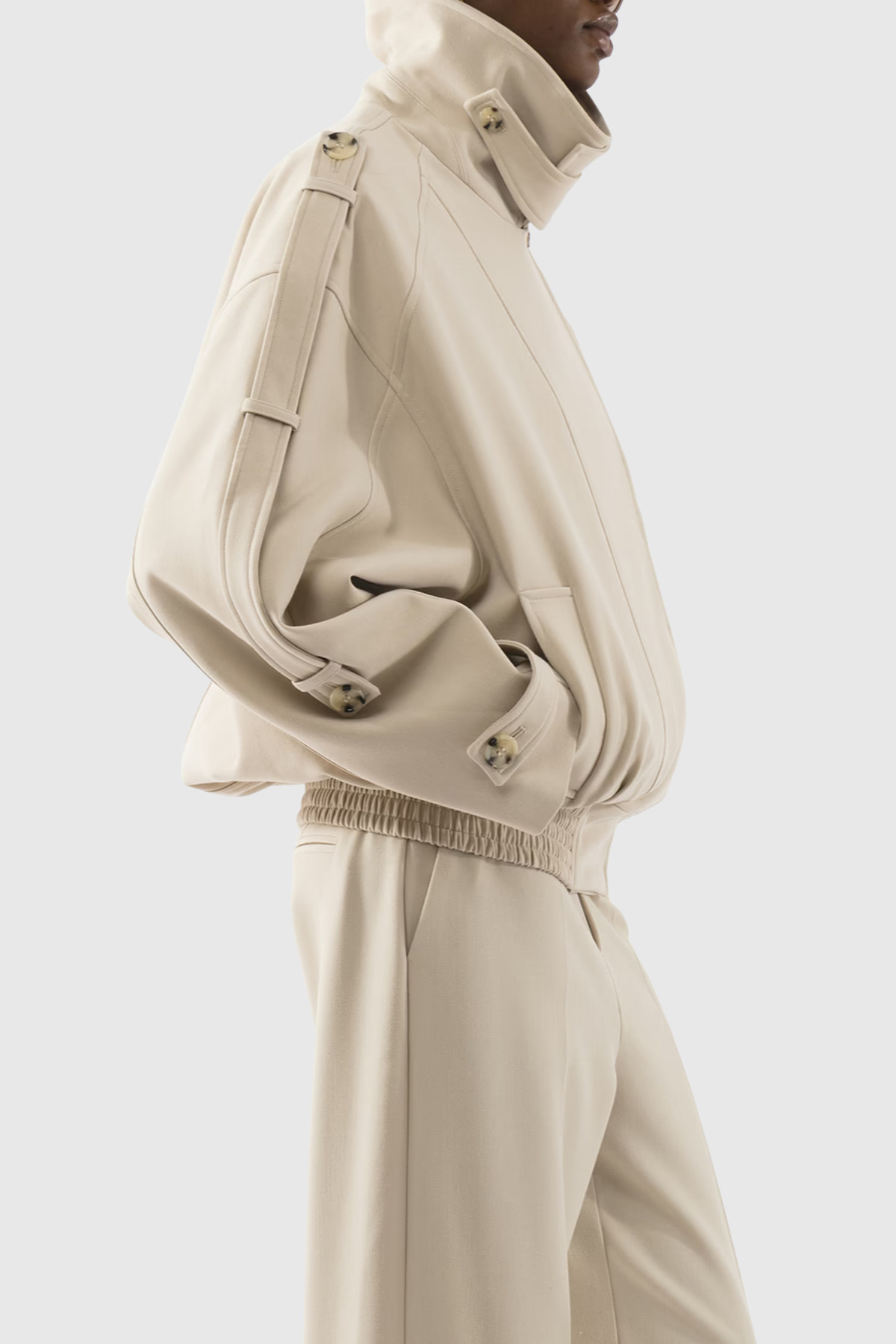 Elegantly Styled Jacket for Everyday Wear