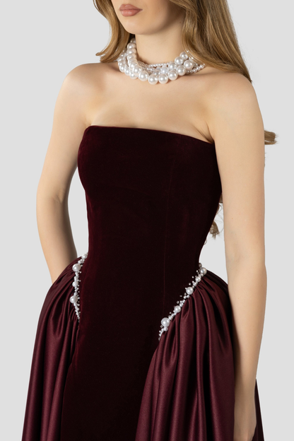 Classic Vintage & Enduringly Stylish Dress
