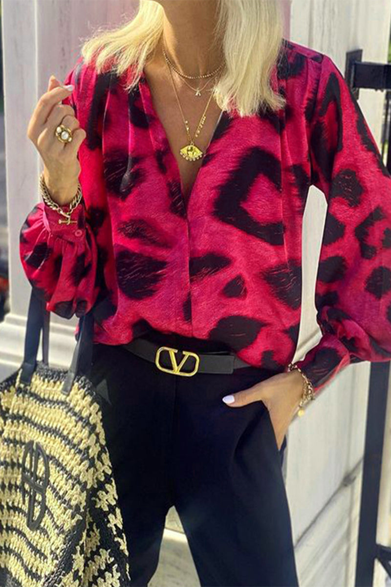 Beautifully Crafted Blouse in a Classic Style