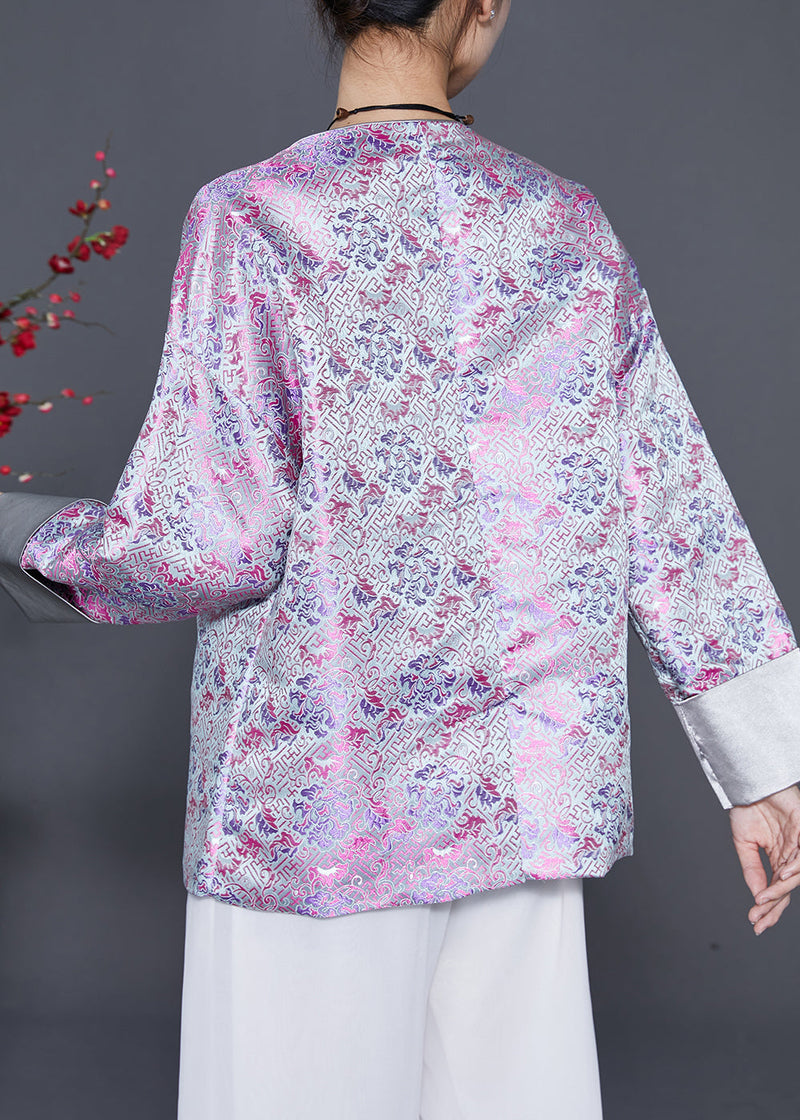 Well Tailored Coat with a Graceful Silhouette