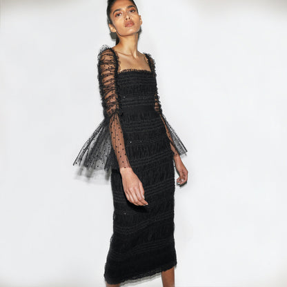 Beautifully Crafted Dress in a Classic Style