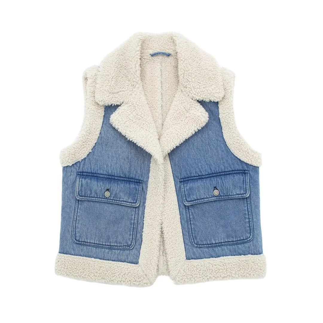 Effortlessly Elegant Coat with a Timeless Design